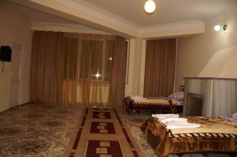 Europa+T Hotel Tbilisi Exterior foto