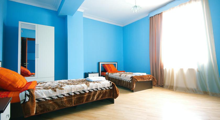Europa+T Hotel Tbilisi Quarto foto