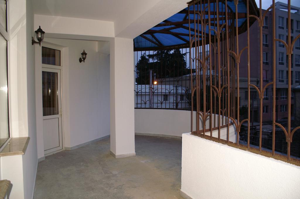Europa+T Hotel Tbilisi Exterior foto